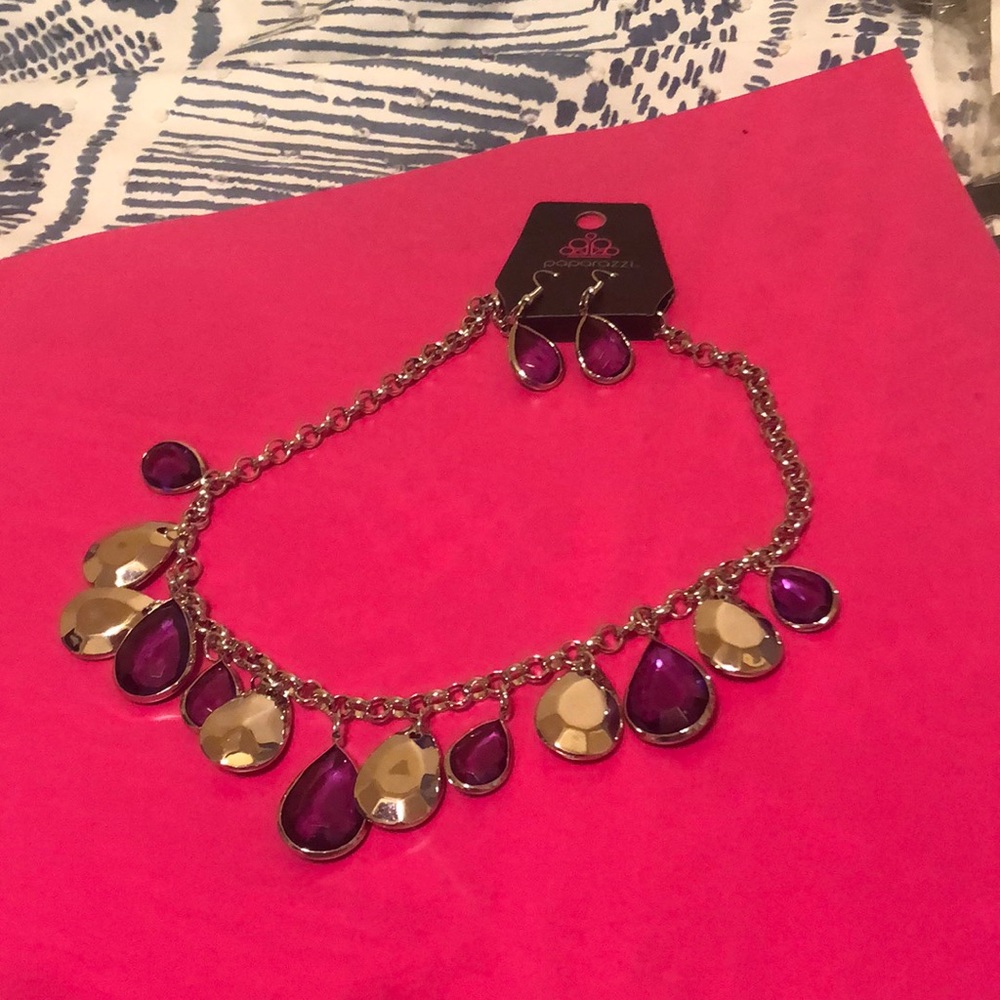 Necklace and earrings set
